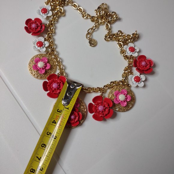 Very Cute Talbots Red, Pink, And White Flower Necklace 21 Inches Long - Picture 14 of 15